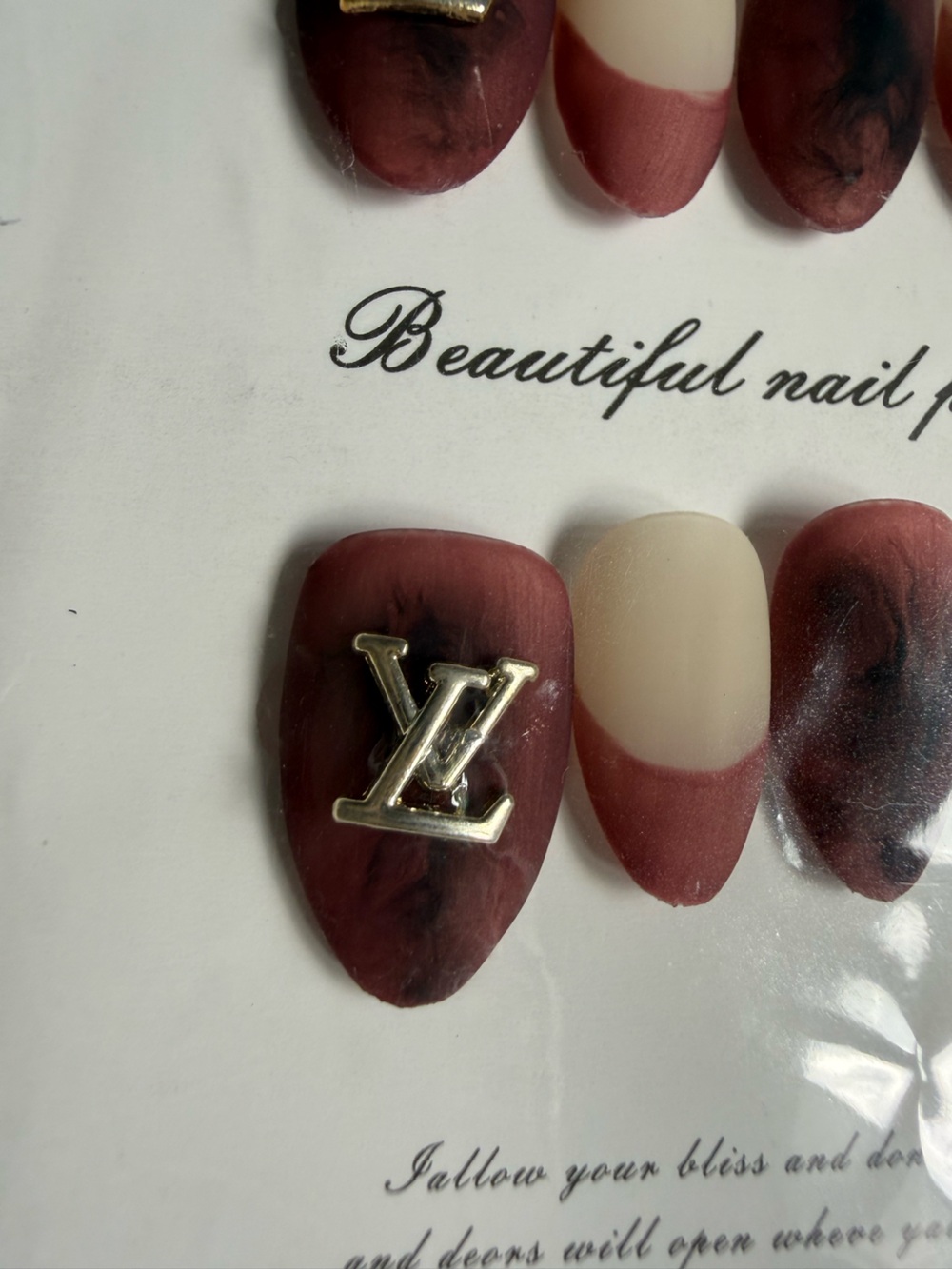 nails LV very high quality won’t chip or bend
